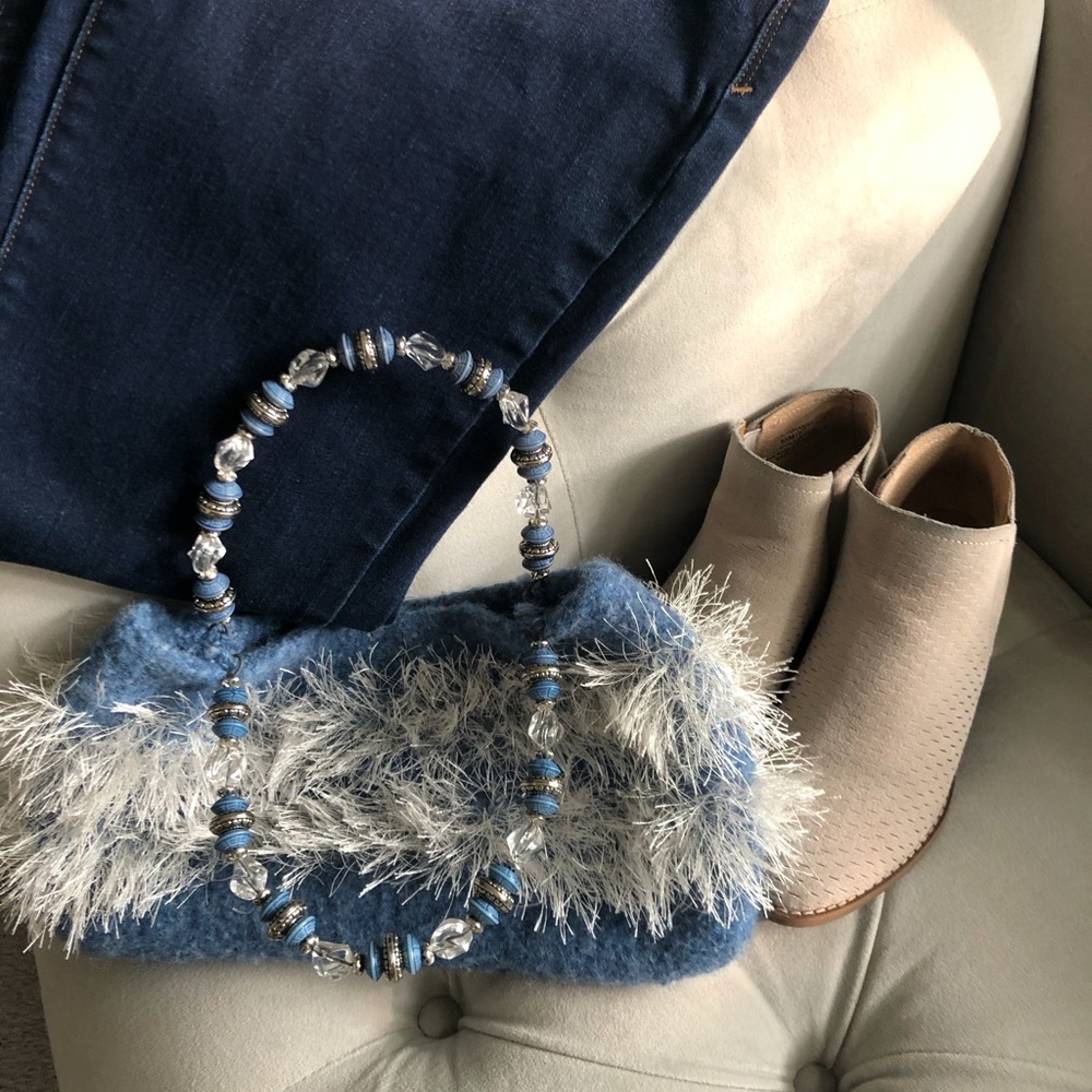 Handmade Wool Purse 👛 with white fringe weaved😲